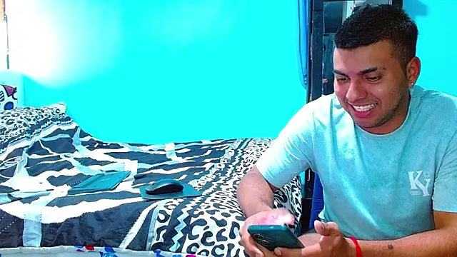 2ScarletandRyan8 online show from January 2025 08:02:02 PM