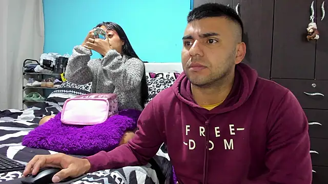 Snapshot of 2ScarletandRyan8 chatting on February 2026 10:03:02 AM 2ScarletandRyan8 online show from February 2026 10:03:02 AM