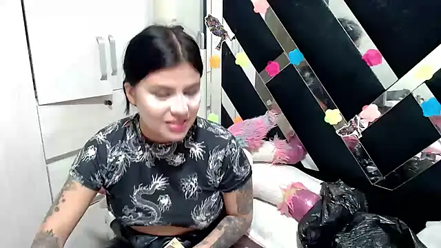 Snapshot of katery_wok11 chatting on October 2025 03:36:01 PM katery wok11 online show from October 2025 03:36:01 PM