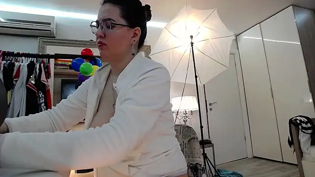 ILoveToFeelU online show from January 2025 10:35:01 PM