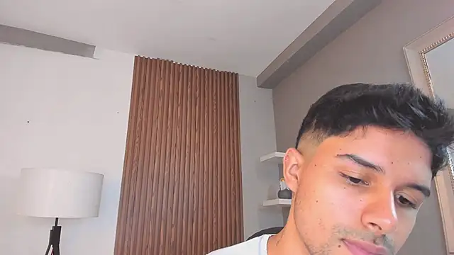 liam collins21 online show from February 2025 11:40:02 AM