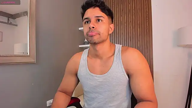 liam collins21 online show from February 2025 11:43:02 AM