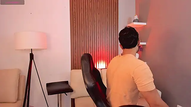 liam collins21 online show from February 2025 11:52:01 AM