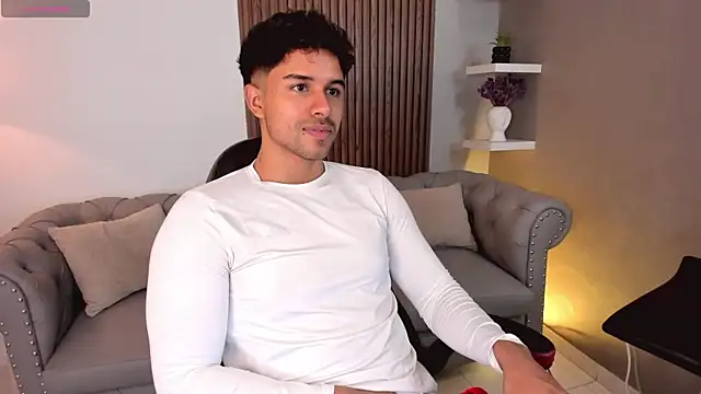 liam collins21 online show from March 2025 11:50:01 AM