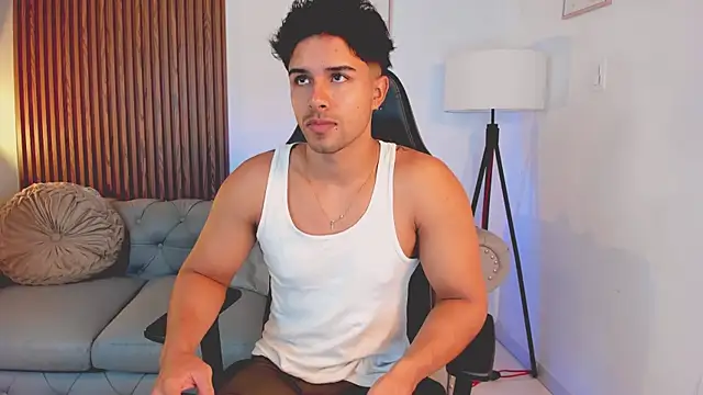 liam collins21 online show from October 2025 11:54:01 AM