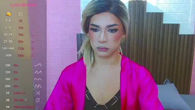 Snapshot of Mike_Nourr chatting on September 2025 02:59:02 AM Mike Nourr online show from September 2025 02:59:02 AM