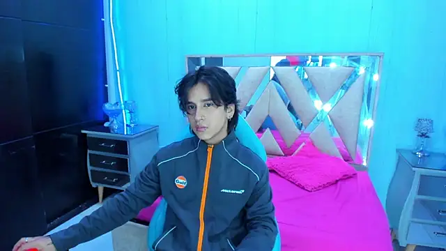 alex 477 online show from February 2026 11:42:01 AM