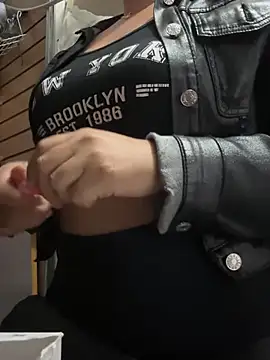 kim monti online show from February 2025 01:04:02 AM