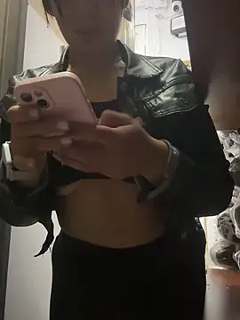 kim monti online show from February 2025 04:06:01 AM