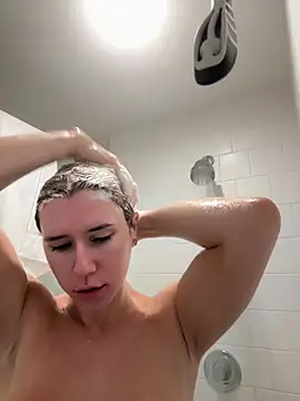 xoxoxjenn online show from May 2026 04:12:02 PM