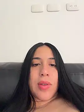 Gigi-bom online show from June 2026 07:01:01 PM