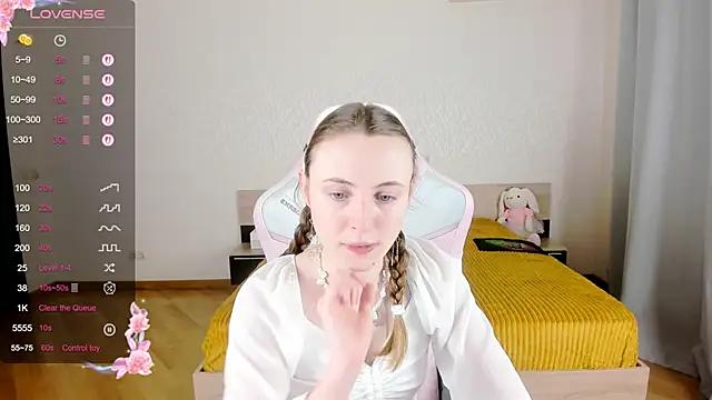 Cowell Adelina online show from September 2025 09:55:01 AM