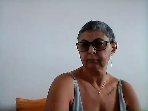 roseblak42 online show from February 2025 11:21:02 AM