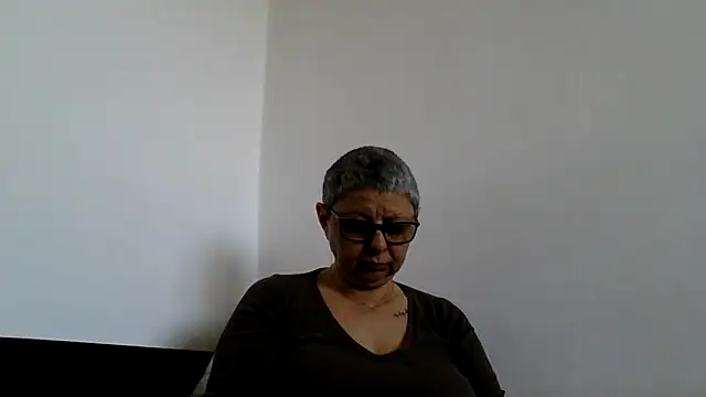 Snapshot of roseblak42 chatting on April 2026 08:30:02 AM roseblak42 online show from April 2026 08:30:02 AM