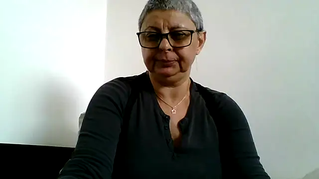 Snapshot of roseblak42 chatting on April 2026 09:37:02 AM roseblak42 online show from April 2026 09:37:02 AM
