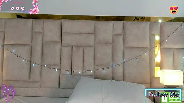 Snapshot of Miss_Abigail_ chatting on January 2025 03:19:01 PM Miss Abigail online show from January 2025 03:19:01 PM