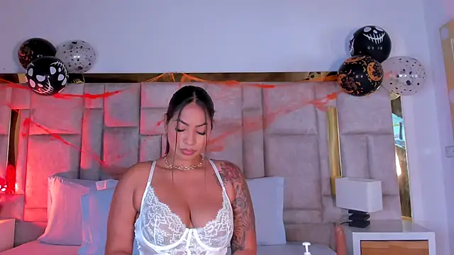 Snapshot of Miss_Abigail_ chatting on October 2025 01:18:01 PM Miss Abigail online show from October 2025 01:18:01 PM