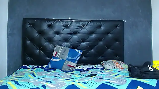 Snapshot of 4SexFantastic chatting on April 2026 12:32:01 AM 4SexFantastic online show from April 2026 12:32:01 AM