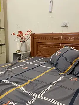 Ruby bear online show from February 2025 10:28:01 AM