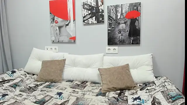 Tiny JuJu online show from February 2026 01:11:01 AM