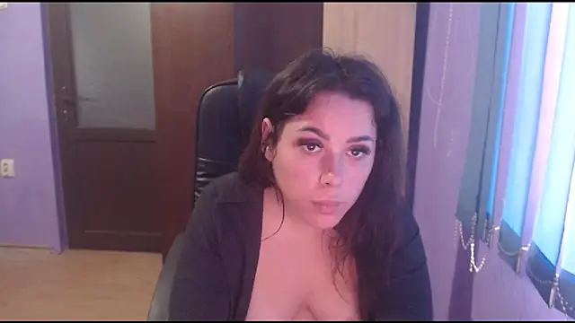 LovelyJulliette online show from February 2025 01:19:02 PM