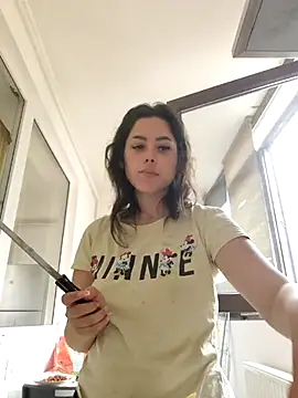 LovelyJulliette online show from March 2025 03:27:01 PM