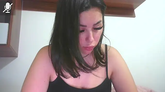 LovelyJulliette online show from March 2026 06:22:01 PM