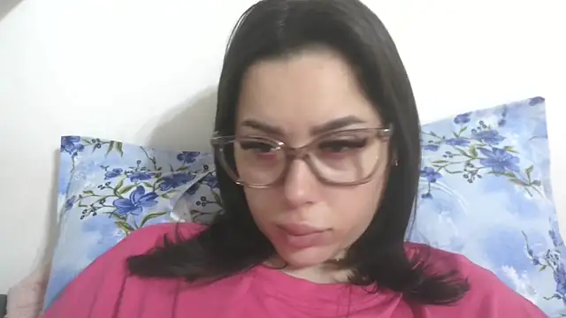 LovelyJulliette online show from March 2026 02:53:01 PM