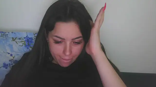 LovelyJulliette online show from May 2026 08:17:01 PM