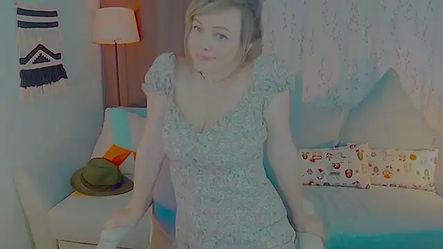 NandiSmile online show from October 2025 06:02:02 AM