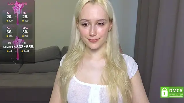 Snapshot of CaseyLabow chatting on February 2025 08:48:02 AM CaseyLabow online show from February 2025 08:48:02 AM