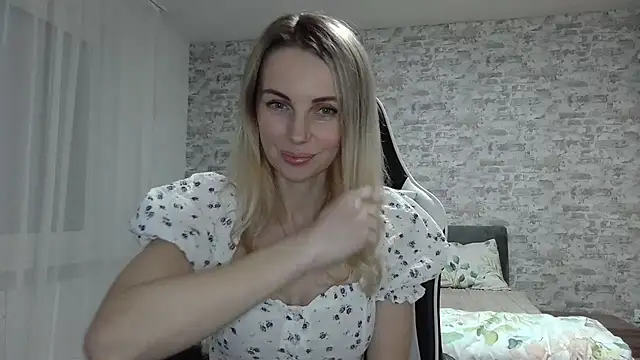 AlissonBia online show from April 2026 08:44:02 PM