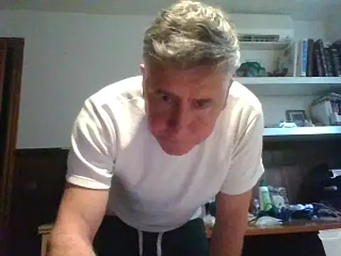 Snapshot of fransexdol chatting on February 2025 09:33:01 AM fransexdol online show from February 2025 09:33:01 AM