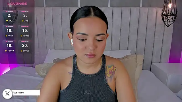 lea gray online show from October 2025 06:23:01 PM