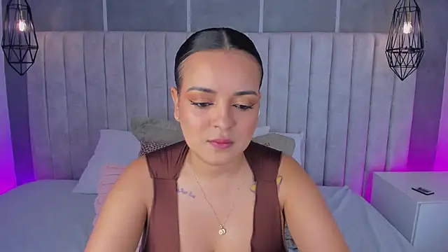 lea gray online show from May 2026 06:49:02 PM