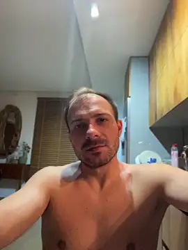 Adventurehotman online show from April 2026 10:18:02 PM