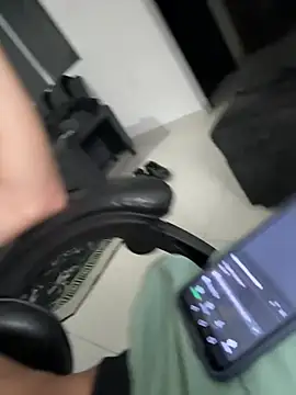 Snapshot of Stiven_CL chatting on February 2026 02:15:02 AM Stiven CL online show from February 2026 02:15:02 AM