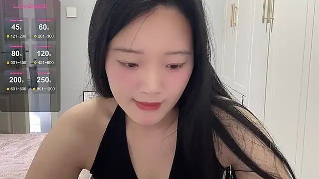 Snapshot of rose-u chatting on September 2025 02:02:02 AM rose-u online show from September 2025 02:02:02 AM