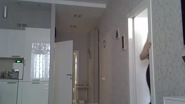 ZarinaSwift online show from March 2025 04:43:02 AM