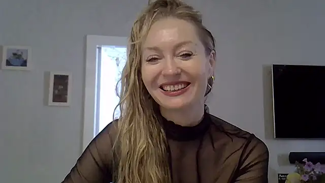 ZarinaSwift online show from September 2025 04:39:02 AM