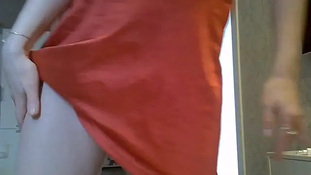 ZarinaSwift online show from May 2026 06:54:02 AM