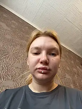 Snapshot of AmmyHot chatting on November 2025 04:03:02 AM AmmyHot online show from November 2025 04:03:02 AM