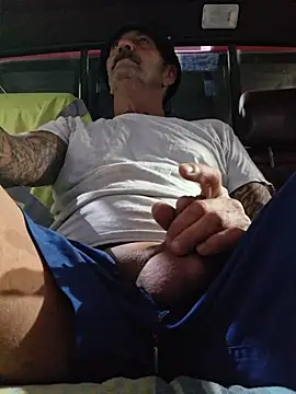 Hotbodyscottie online show from April 2026 10:28:02 AM