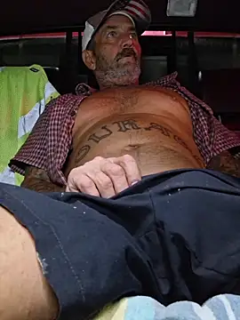 Hotbodyscottie online show from April 2026 01:23:02 AM