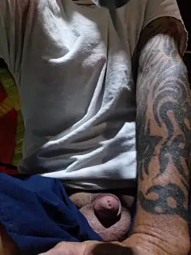 Hotbodyscottie online show from May 2026 09:27:01 AM