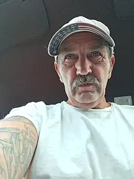 Hotbodyscottie online show from May 2026 10:53:01 AM