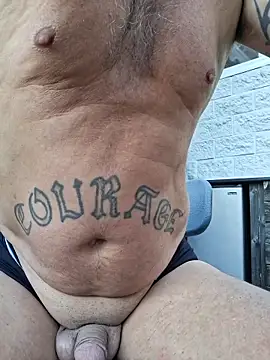 Hotbodyscottie online show from May 2026 11:33:02 PM