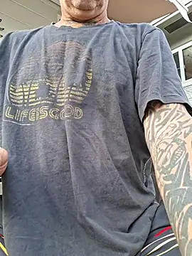 Hotbodyscottie online show from May 2026 11:25:02 PM