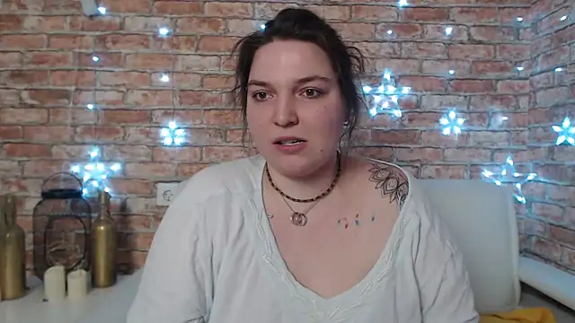 Amelia Kiss  online show from January 2025 06:46:02 AM