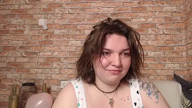 Amelia Kiss  online show from February 2025 12:37:01 AM